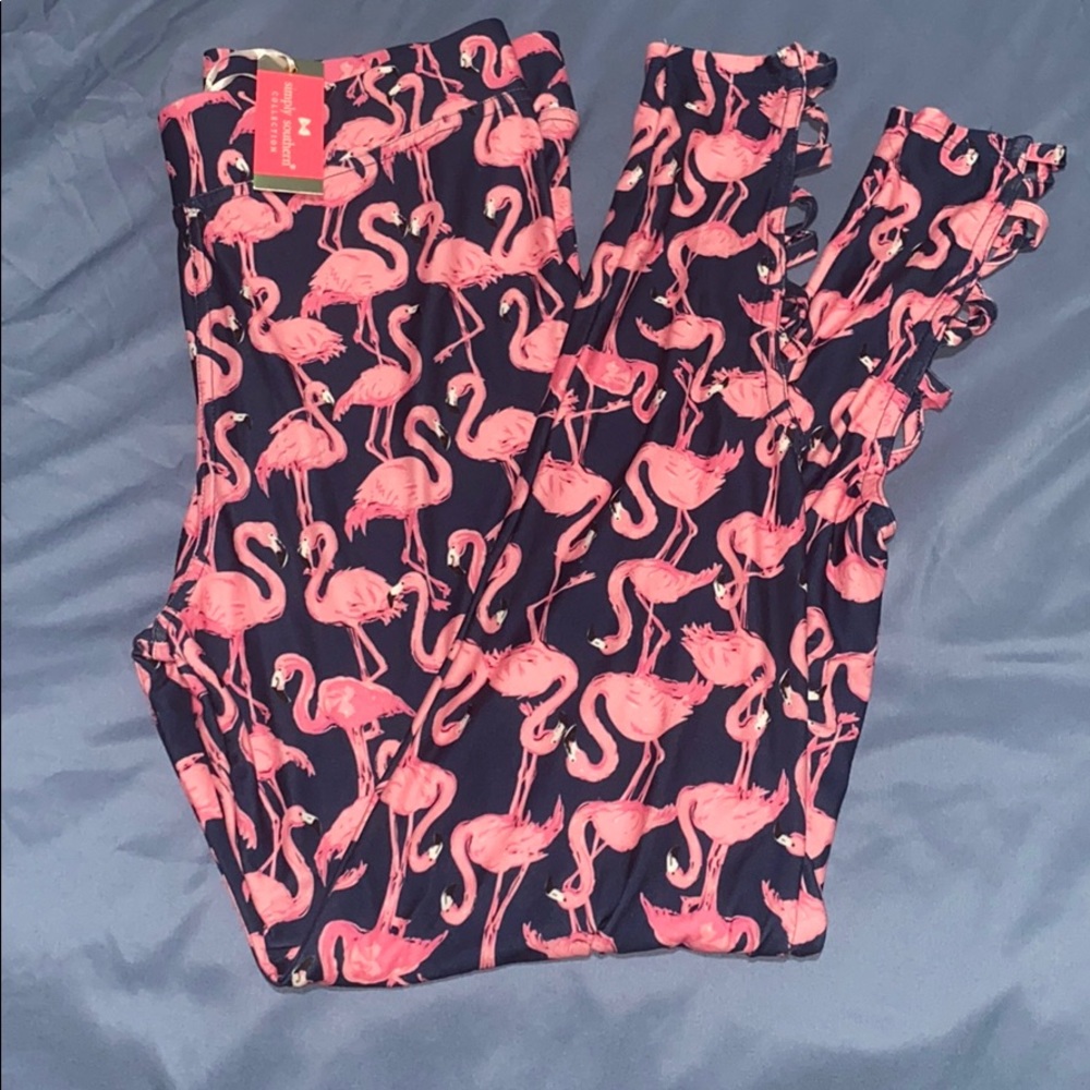 Simply Southern Flamingo leggings Fits L-Xl-XXL